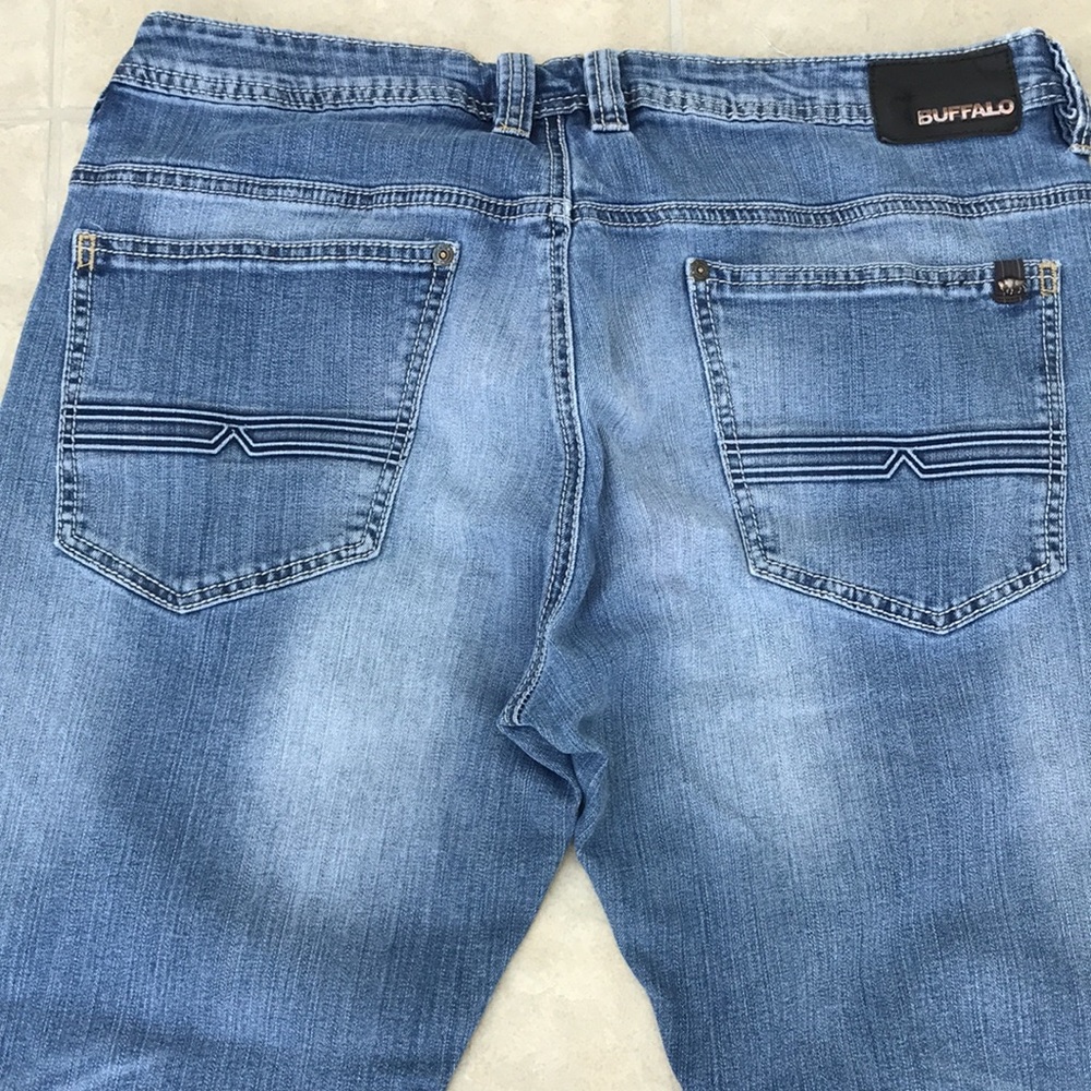 36x32 Buffalo DB Evan-x Slim Straight